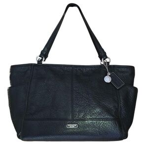 EUC Coach Park Carrie Leather Tote F29898 in black